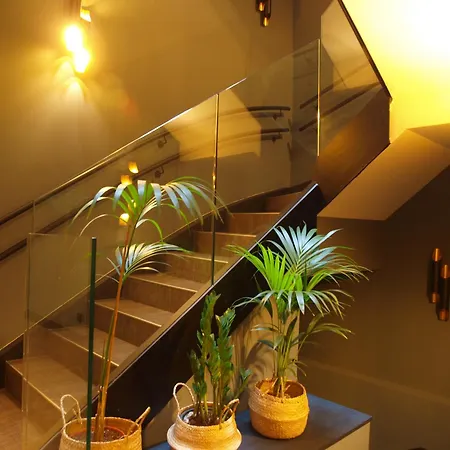 M&uga Hotela فندق 2*