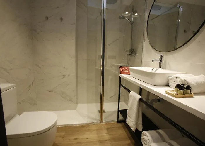 M&uga Hotela Szálloda 2*